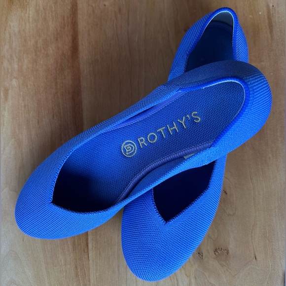Size 8.5 Rothy’s flats - Picture 4 of 5